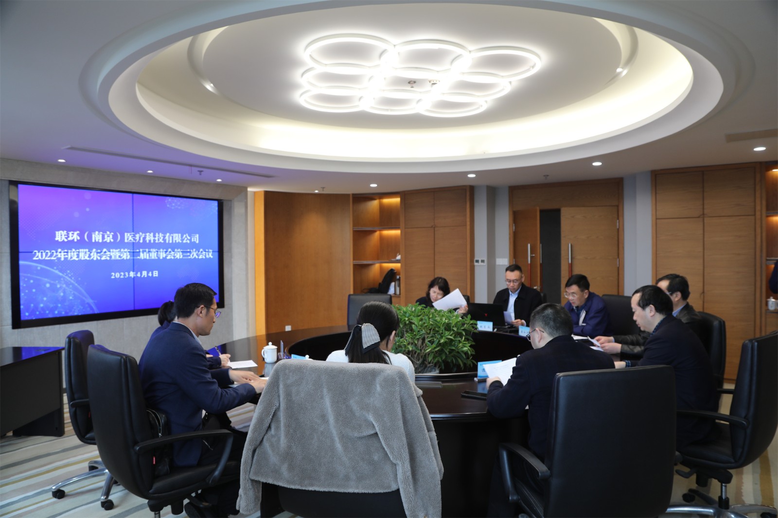 IMG_1694.jpg IMG_1694.jpg